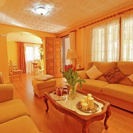 Belvilla By Oyo Benestar Chalet